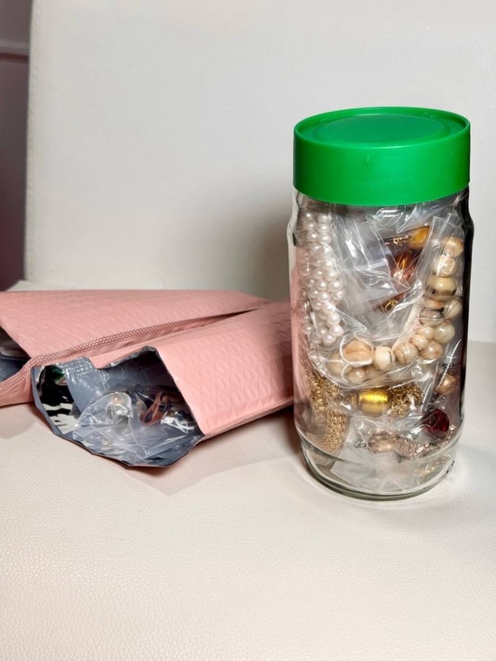 Glitzy Glam Mystery Jewelry Jar ✨ Gold Pink Pearl Mix 20+ Pieces